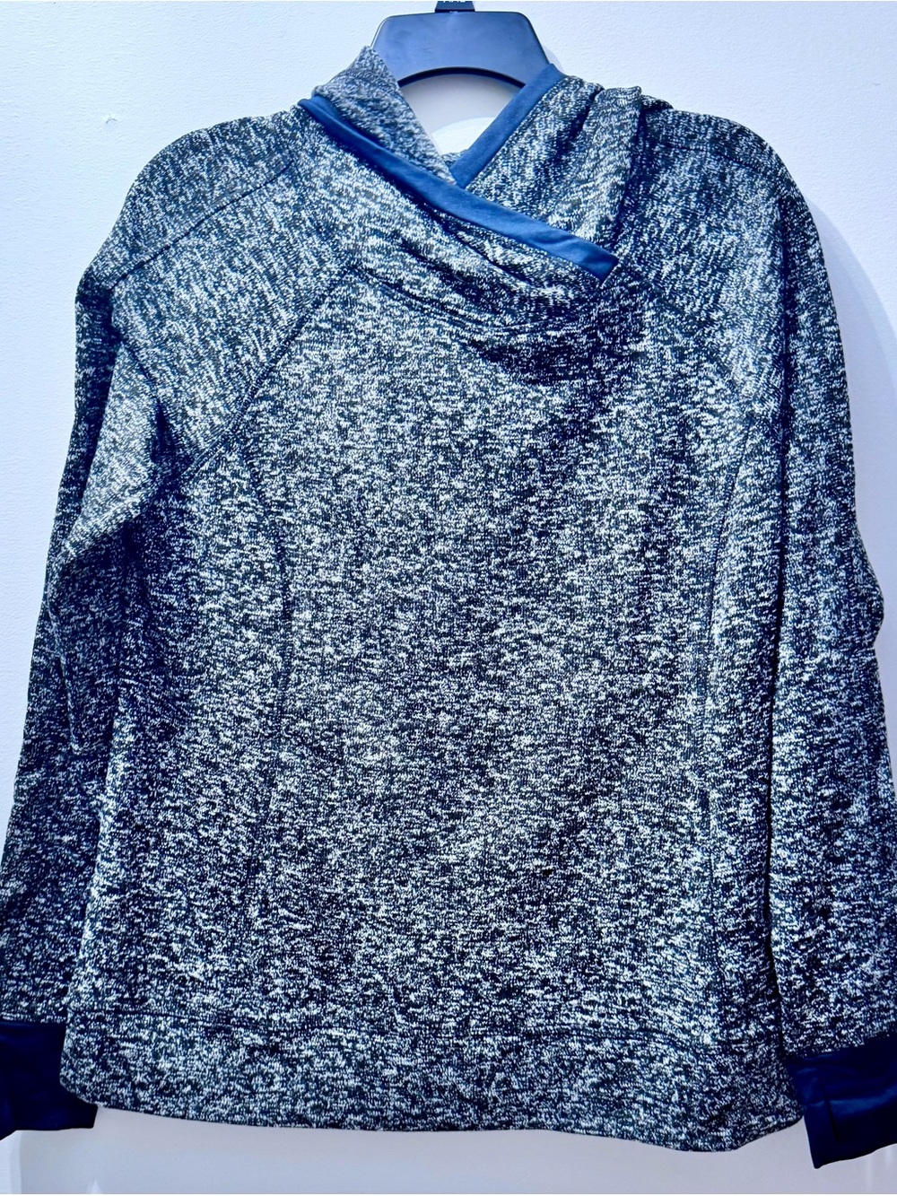 Exertek, Women’s Marled Black Hoodie, Size L